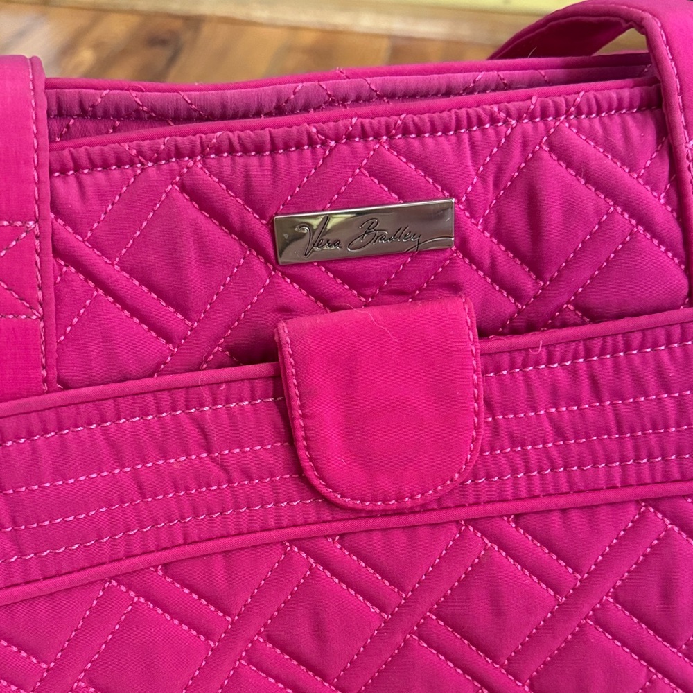 Vera Bradley Quilted Pink Women's Bag - Picture 2 of 9